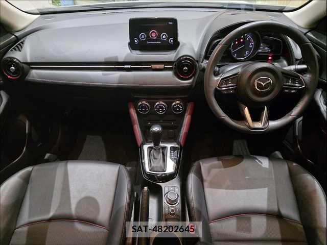 Mazda CX-3 2017-05 6303519-2