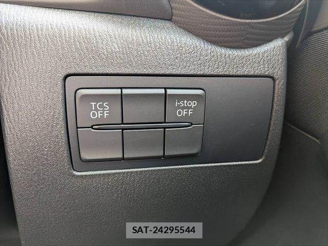Mazda CX-3 2016-07 6611294-7