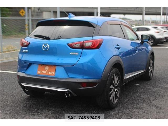 Mazda CX-3 2015-03 6671010-10