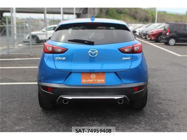 Mazda CX-3 2015-03 6671010-11