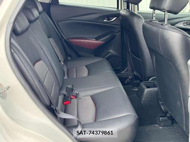 Mazda CX-3 2015-07 6675520-9