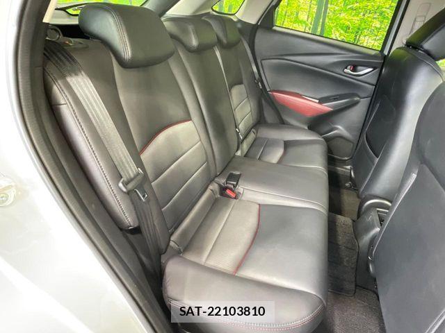 Mazda CX-3 2015-03 6715957-8