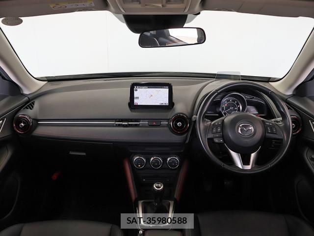Mazda CX-3 2015-09 6751149-6