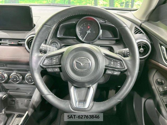 Mazda CX-3 2017-08 6814438-10