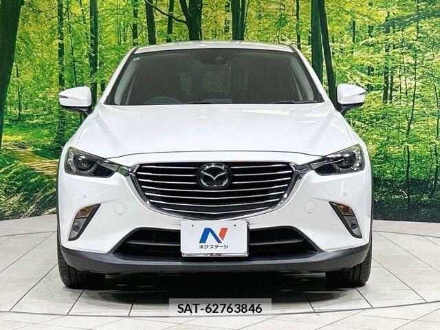Mazda CX-3 2017-08 6814438-13