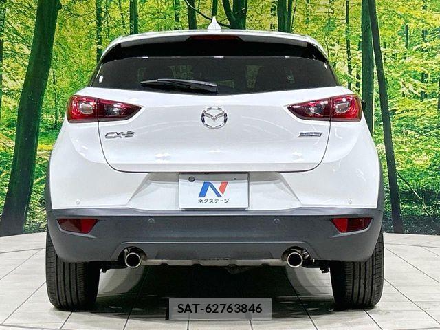 Mazda CX-3 2017-08 6814438-14