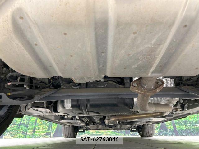Mazda CX-3 2017-08 6814438-18