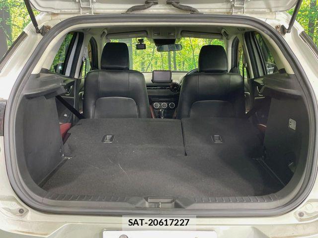 Mazda CX-3 2017-01 6814447-9