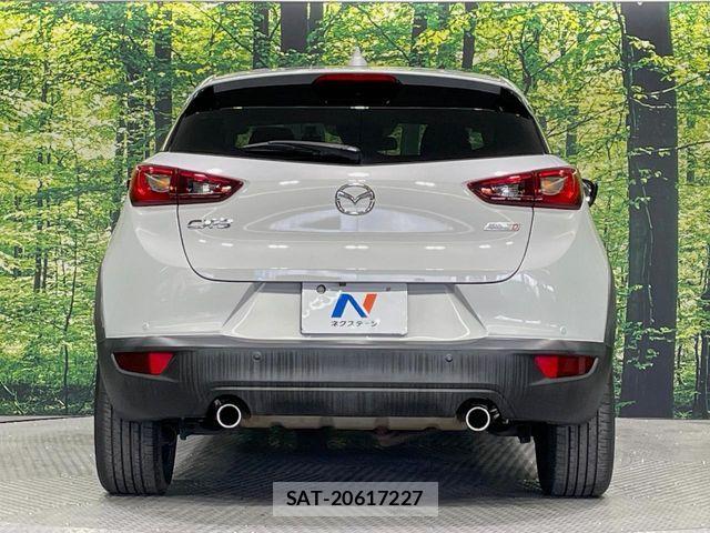 Mazda CX-3 2017-01 6814447-14