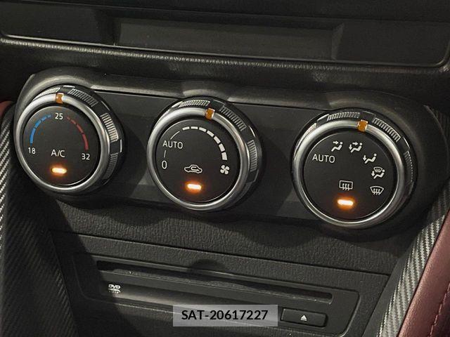 Mazda CX-3 2017-01 6814447-6