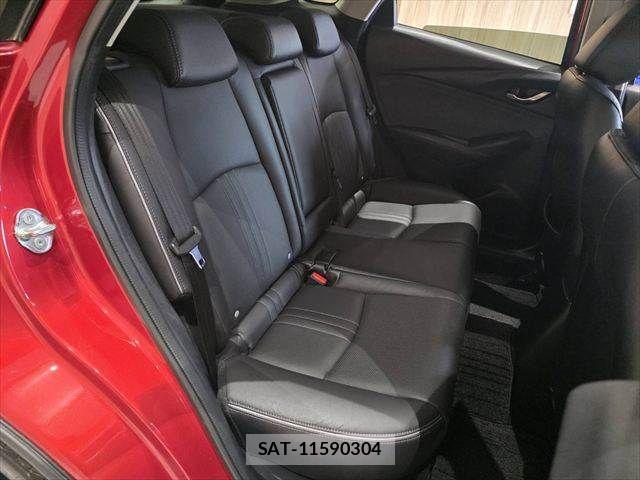 Mazda CX-3 2018-09 6814446-10