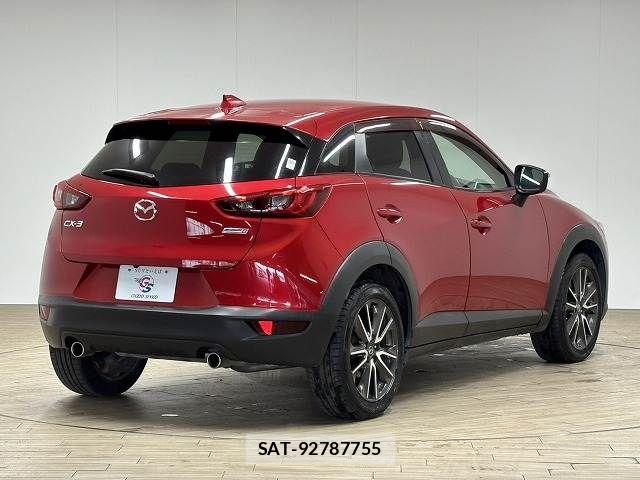 Mazda CX-3 2015-10 6814445-15