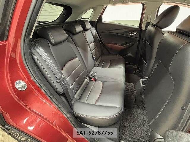 Mazda CX-3 2015-10 6814445-5