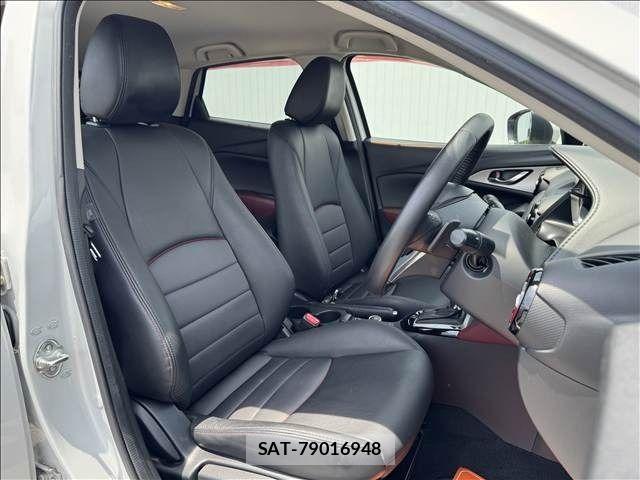 Mazda CX-3 2015-08 6903829-9