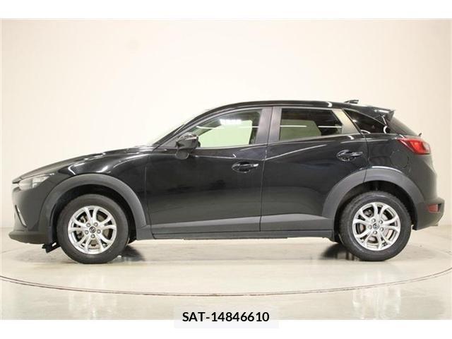 Mazda CX-3 2015-11 6903828-9