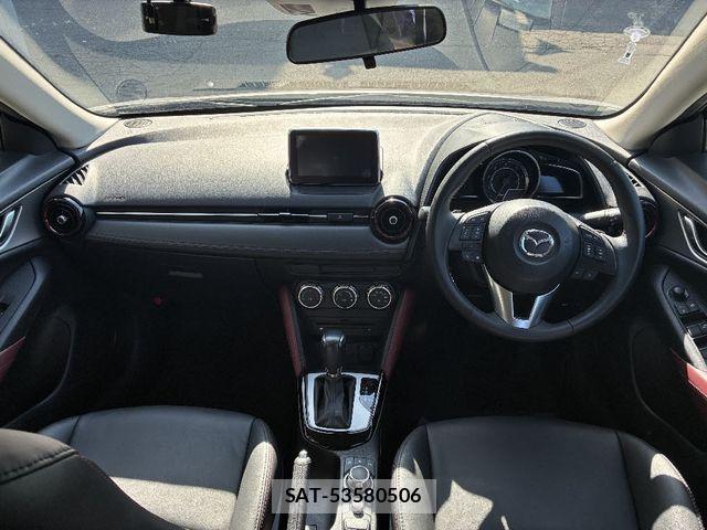 Mazda CX-3 2015-07 6903811-3