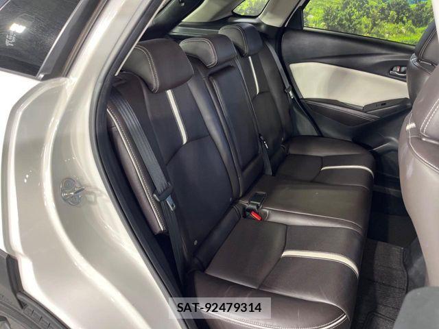 Mazda CX-3 2018-09 6903812-8