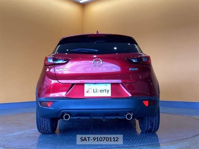 Mazda CX-3 2017-12 6903821-11