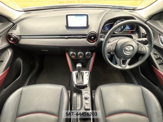 Mazda CX-3 2015-05 6992882-1