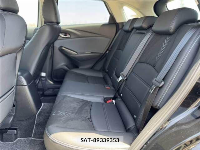 Mazda CX-3 2024-03 6992839-17