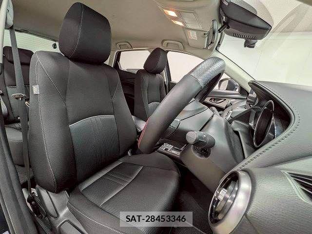 Mazda CX-3 2023-11 6992843-4