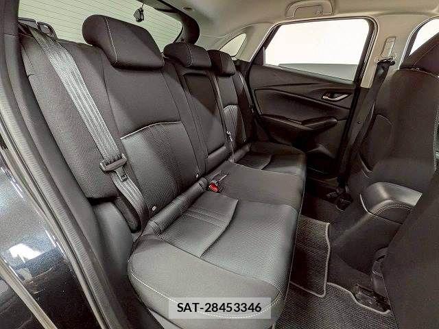 Mazda CX-3 2023-11 6992843-5