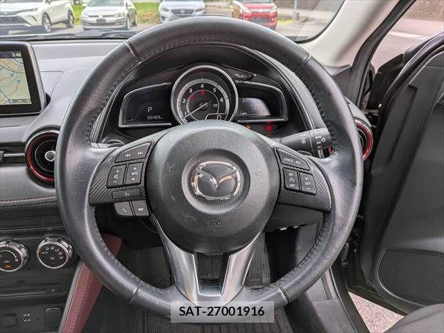 Mazda CX-3 2015-04 7058100-12