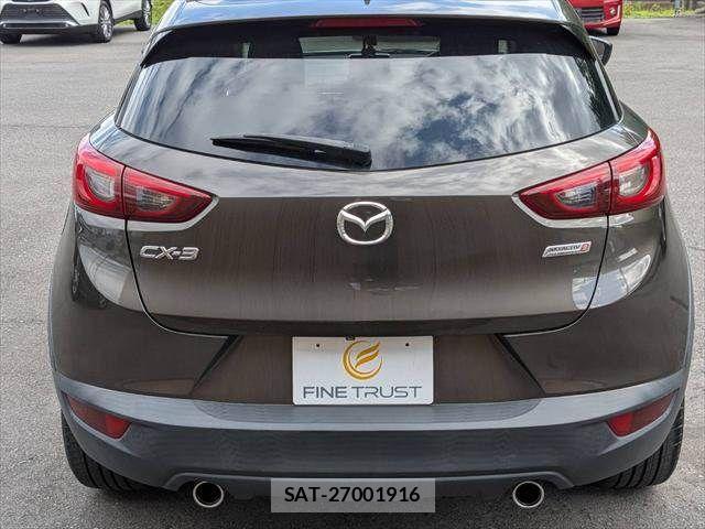 Mazda CX-3 2015-04 7058100-19