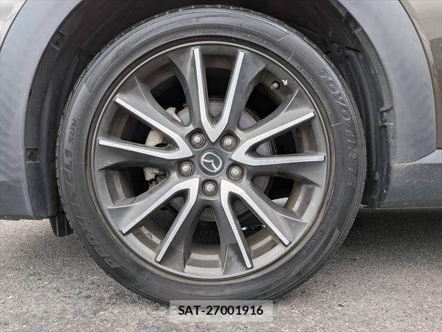 Mazda CX-3 2015-04 7058100-26