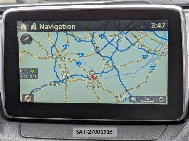 Mazda CX-3 2015-04 7058100-3