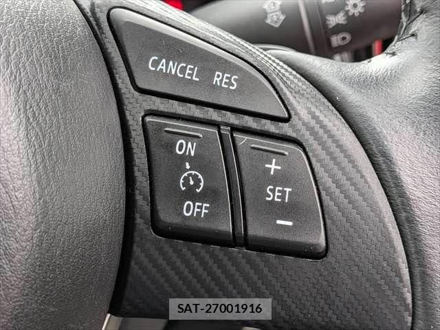 Mazda CX-3 2015-04 7058100-7