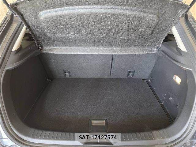 Mazda CX-3 2017-09 7216802-10