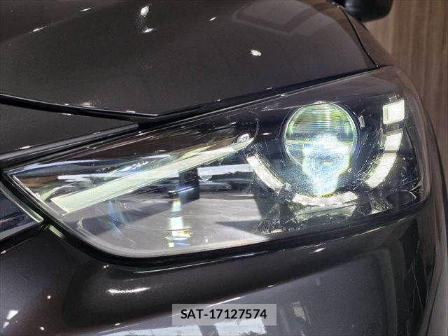 Mazda CX-3 2017-09 7216802-12