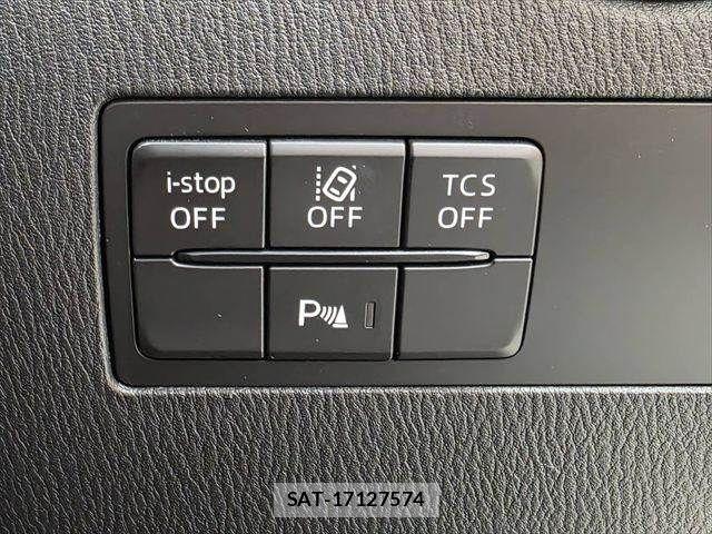 Mazda CX-3 2017-09 7216802-7