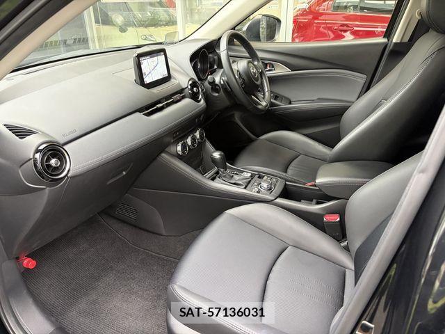 Mazda CX-3 2019-09 7216812-24