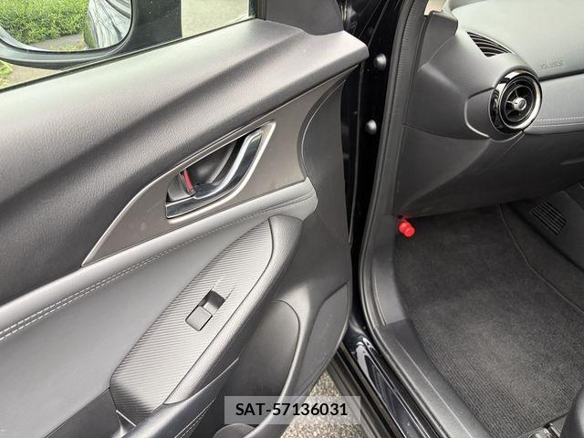 Mazda CX-3 2019-09 7216812-26