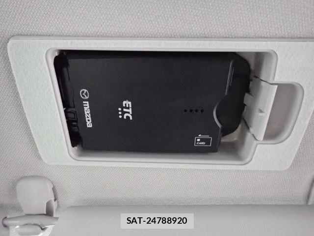 Mazda CX-3 2019-07 7216803-24