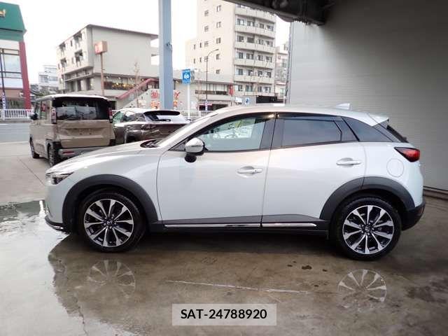 Mazda CX-3 2019-07 7216803-3
