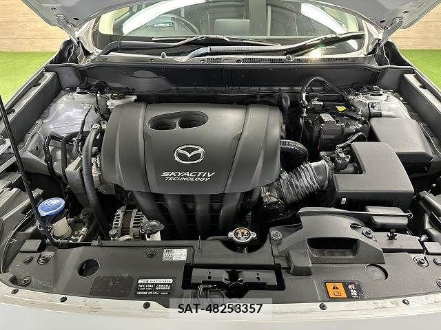 Mazda CX-3 2018-12 7216800-12