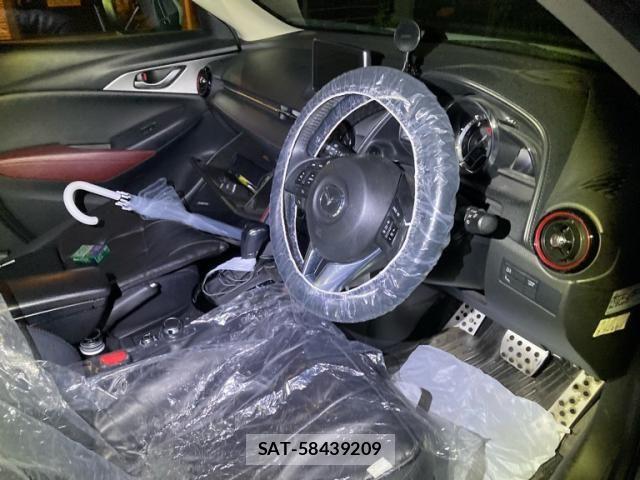 Mazda CX-3 2015-03 7216791-10