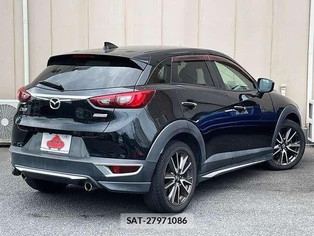 Mazda CX-3 2016-03 7216793-2