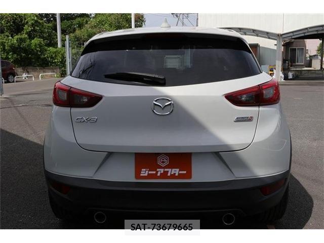 Mazda CX-3 2015-04 7216789-9