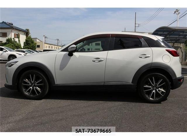 Mazda CX-3 2015-04 7216789-10