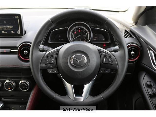 Mazda CX-3 2015-04 7216789-17