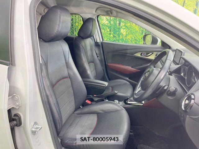 Mazda CX-3 2016-03 7216794-7