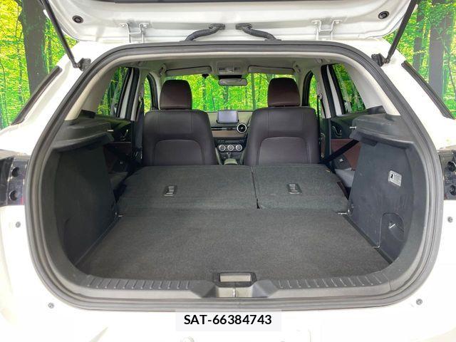 Mazda CX-3 2017-08 7216795-9