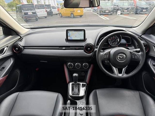 Mazda CX-3 2015-05 7216792-1