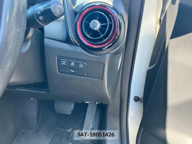 Mazda CX-3 2017-08 7216797-11