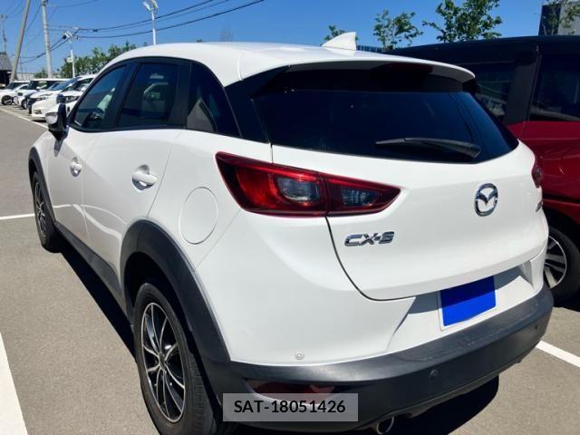 Mazda CX-3 2017-08 7216797-4