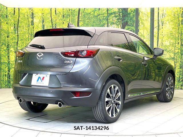 Mazda CX-3 2021-05 7216807-16